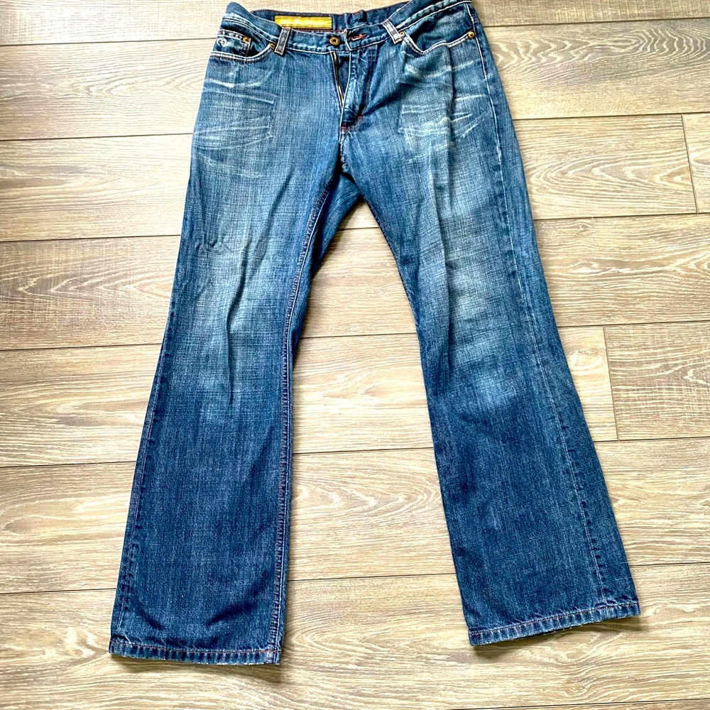 Jean Paul Damage high end denim men’s jeans. 33x32l excellent condition.